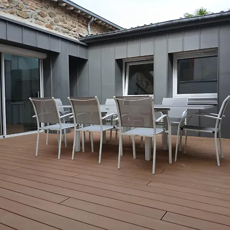 Appartement En Centre-Ville - Local Velos Disponible Mayenne Exterior photo